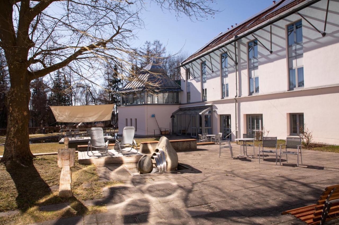 Spectrum Kirche Exerzitien-Und Bildungshaus Auf Mariahilf Passau Eksteriør billede